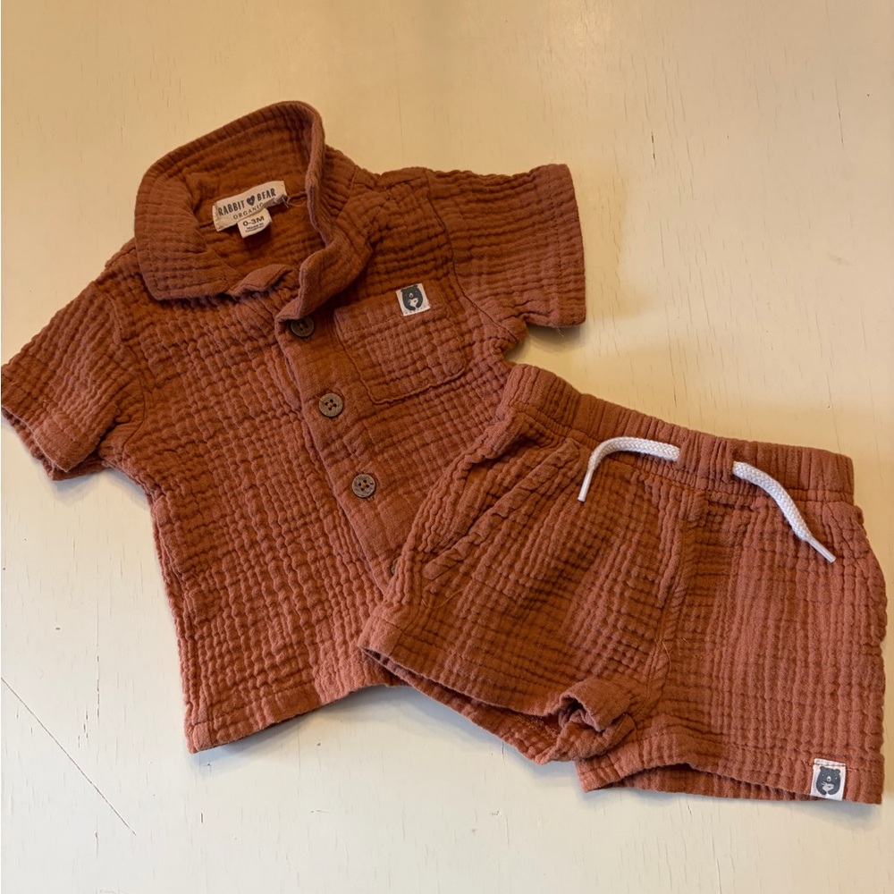 Rabbit + Bear Brown Organic Baby Outfit Set 0-3 Months